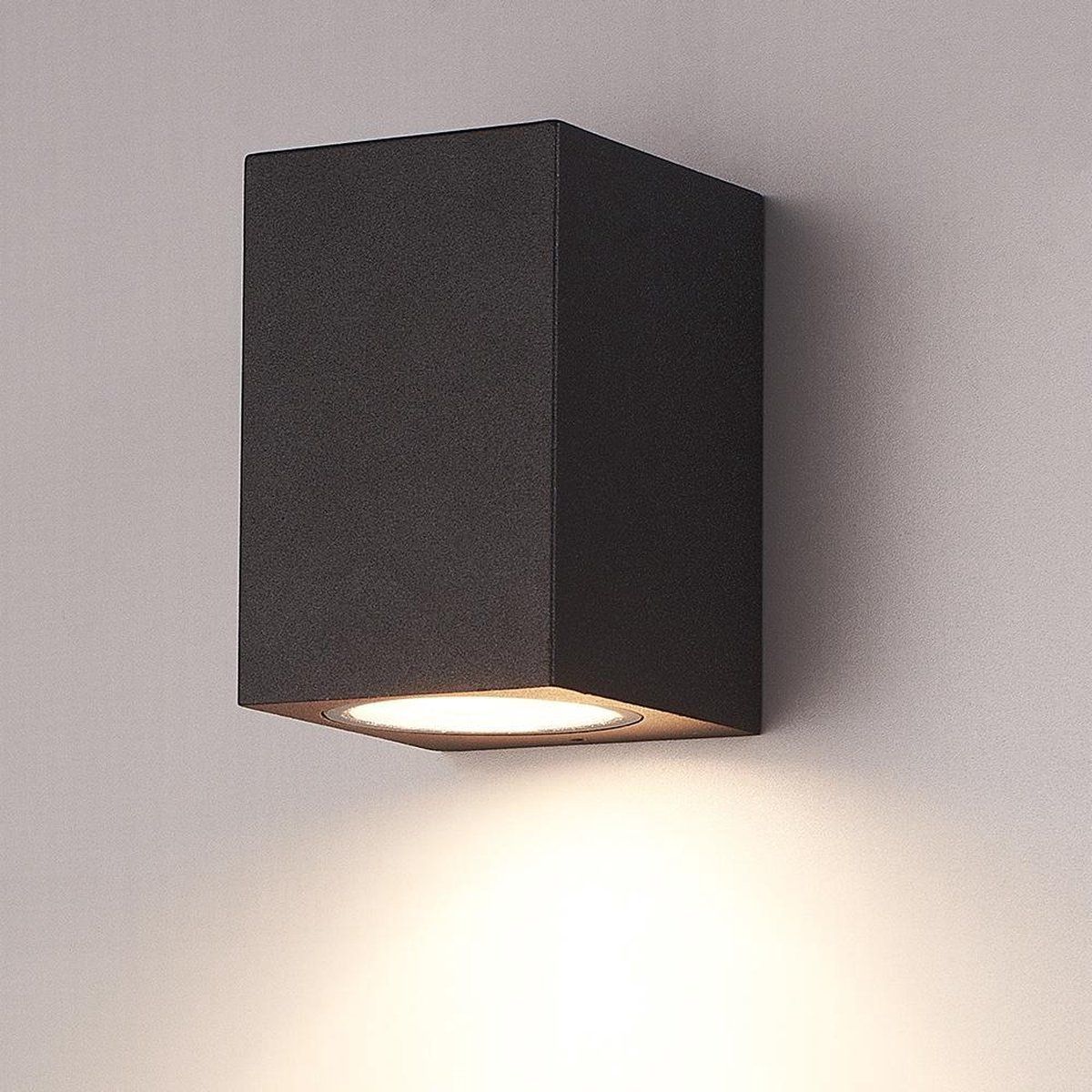 HOFTRONIC LED Wandlamp Zwart met 5W Dimbare GU10 spot - IP44 - 2700K Warm Wit Licht - Marion - Metaal