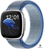 Strap-it nylon bandje - lichtblauw - Geschikt voor Fitbit Sense & Fitbit Versa 3