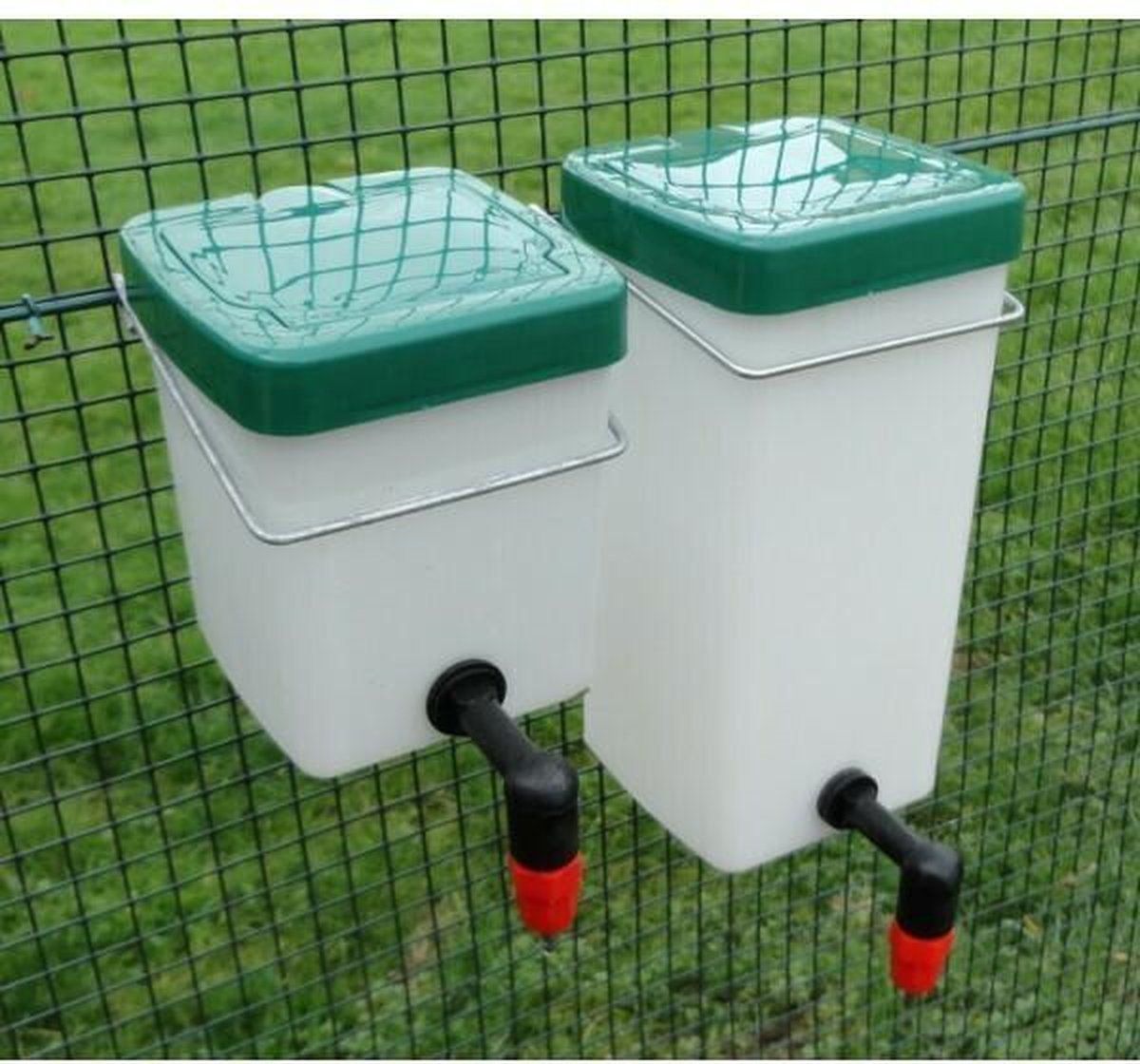 Dierenwinkelshop Drinknippelfles 1L voor kuikens - wit