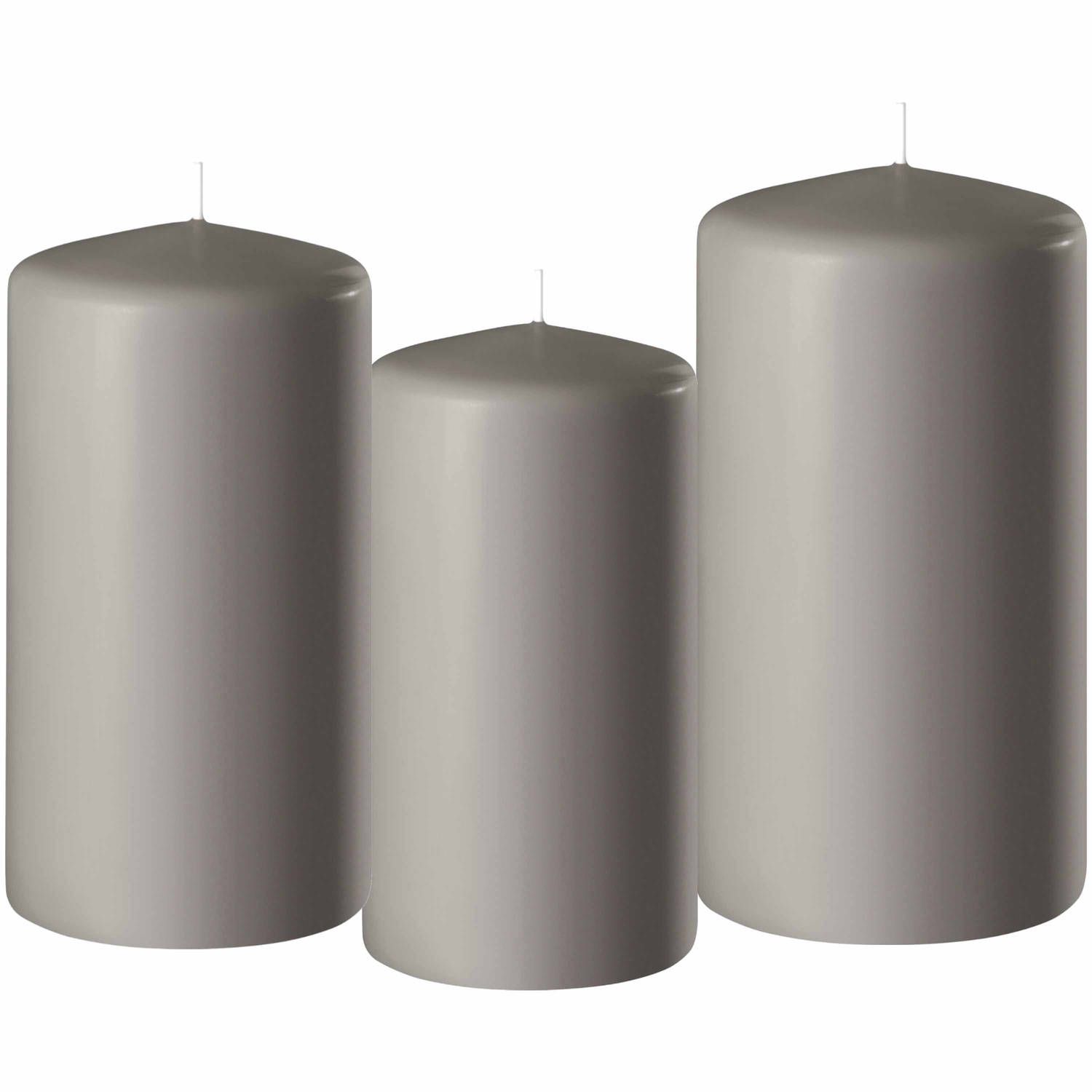Enlightening Candles Set van 3x lichtgrijze stompkaarsen 10-12-15 cm - Sfeer kaarsen voor binnen