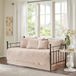 Madison Park Alle seizoenen luxe beddengoed met bedrok, bijpassende Shams, decoratieve kussen, microvezel, Toscane Blush, 75"x39"