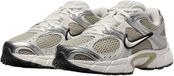 Nike V5 Dames Sneakers HQ7901-301 Groen Maat 37.5