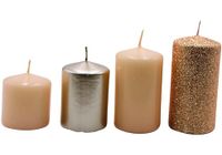 Adventskaarsen, stompkaarsen, adventskranskaarsen, tafelkaarsen in beige-cappuccino en bronzen glitter, levering 4 stuks, getrapt van L/B/H 5 x 5 x 5 cm tot L/B/H 5 x 5 x 9 cm