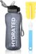 Unyqoos® bouteille de 2,2 litres (2200 ml) – sans BPA, en copolyester de qualité alimentaire, avec paille et marqueurs de temps, bouteille de sport pour le fitness, le yoga et la randonnée