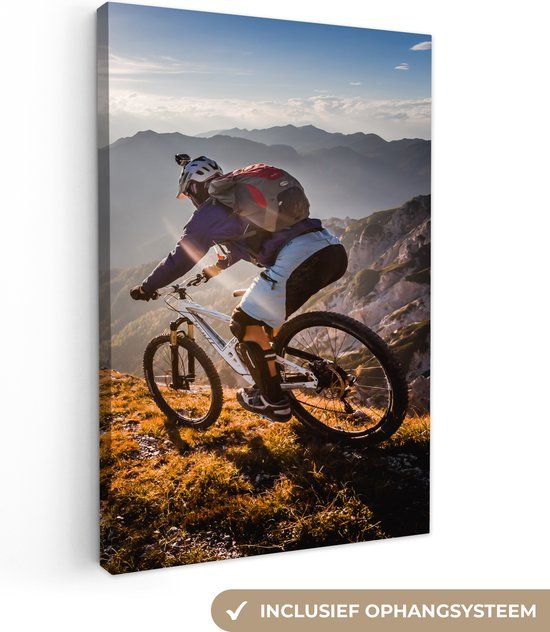 OneMillionCanvasses Canvas schilderij - Bergen - Fietser - Zon - Sport - 120x180 cm