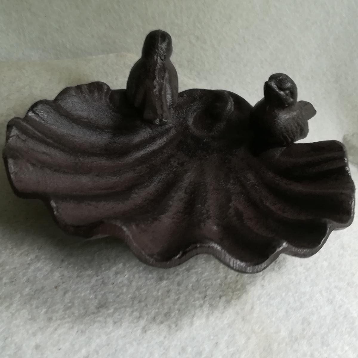 MadDeco - gietijzeren vogelbadje - 2 vogels