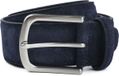 Suitable Riem Suède Leer Donkerblauw (navy) - Maat 105 - Heren leren broekriem / broeksriem - Ceintuur - Riem casual