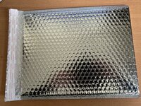 20 Zilverkleurige metallic luchtkussen enveloppen 220 x 300 mm