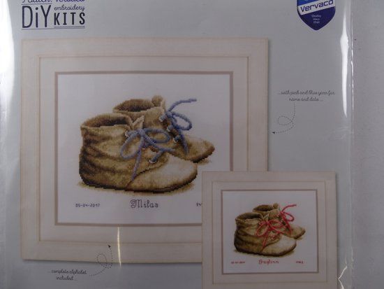 Vervaco Borduurpakket Babyschoentjes aida - 5413480541805