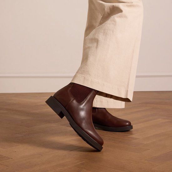 Manfield - Dames - Bruine leren chelsea boots - Maat 37