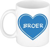 Bellatio Decorations Liefste broer verjaardag cadeau mok - blauw hartje - 300 ml - broer/zus dag