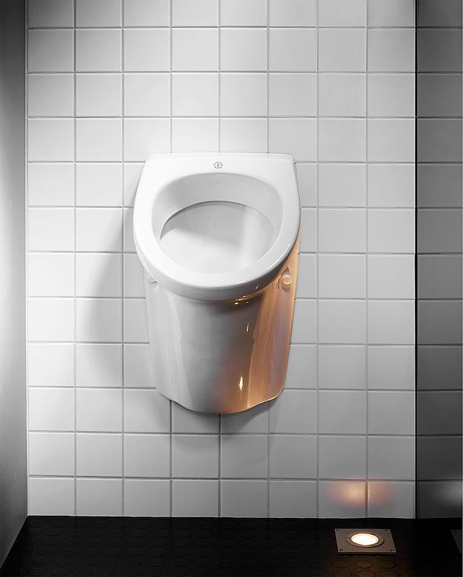 Gustavsberg Urinal 7G51 - concealed plumbing connection