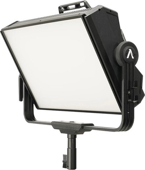 Aputure Nova P300c Kit