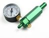 Manomètre et appareil de diagnostic pour carburateurs
