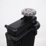 P2R koelradiator voor motor Minarelli 50 AM6 (zwart)