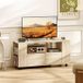 Meuble TV sur roulettes 102 cm, support TV pour écran jusqu'à 42 pouces, 2 tiroirs, étagères ouvertes, couleur bois naturel
