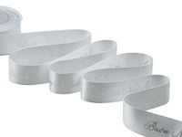 Furlanis - Satijnlint boetiek mesjes met gelamineerde zeefdruk en elegant decor Vrolijk Kerstfeest - zilver, 25 mm x 10 m