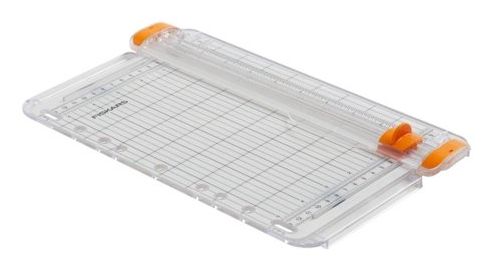 Fiskars 1077798 papiersnijmachine A4/A5 10 vel Wit