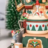 Lemax - Christmas Cake Factory - Verlichte Sights & Sounds met animatie - Inclusief adapter
