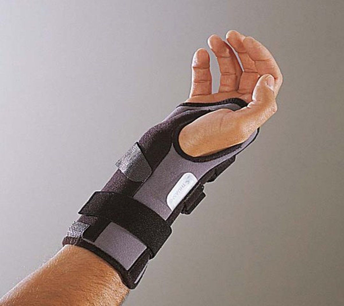 Thuasne Ligaflex Classic Polsbrace rechts - Maat Medium - Zwart