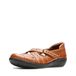 Clarks Women's Ashland Spin Q Slip-On Loafer, Tan, 5