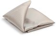 Pochette en soie beige pour hommes