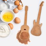 Kikkerland Houten Gitaar Lepel Set