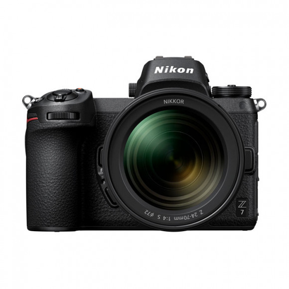 Nikon Z6 + 24-70mm f4 Kit