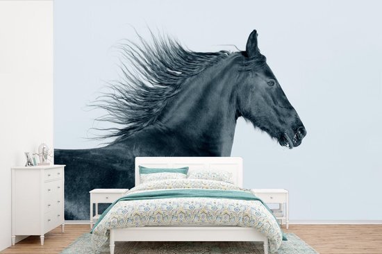 Nr1Wallpaper Behang - Fotobehang Paard - Fries - Wind - Breedte 525 cm x hoogte 350 cm