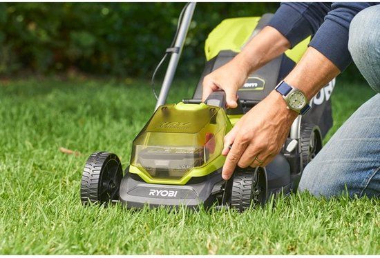 Ryobi ONE+ 18V Cordless Grasmaaier & Trimmer Kit (4.0Ah Accu) - RLM1833BLT1825M