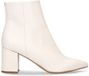 Manfield - Dames - Witte leren enkellaarsjes met hak - Maat 39