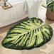 BeltAvenue Holding B.V. Tapis de bain 50 x 80 cm, Tapis de bain antidérapant et doux avec plante à feuilles vertes, tapis de bain absorbant et lavable en machine pour douche, salle de bain et baignoire, Monstera
