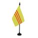 AZ FLAG Tafelvlag Zuid-Vietnam 15x10 cm Polyester 100D Plastic Voet