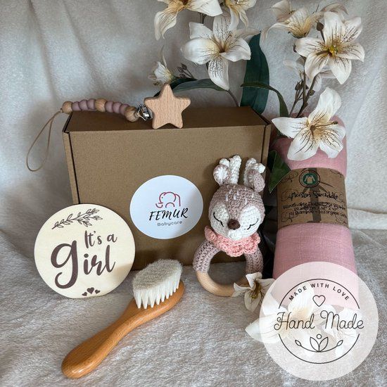 FEMUR Baby Geboorte Set - Hert met Roze Sjaaltje