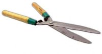 Greenmill GR6413 - Taille-haie - Lame ondulée - Poignées en bois - 20 cm