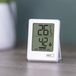 EMOS Binnenthermometer en hygrometer, werkt op batterijen (incl. CR2032), binnentemperatuur °C/°F, meetbereik -10 °C tot +50 °C, comfortsymboliek voor luchtvochtigheid binnenshuis