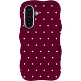 Selencia Vivid Wavy Backcover met MagSafe voor de Samsung Galaxy A57 (5G) - Happy Dots Burgundy