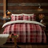 Fusion Strata Red Check Fleece Dekbedovertrek - Tweepersoons (200 x 200 cm) - Omkeerbaar Tartan Design - Bordeaux Flanellen Beddengoed - Teddybeer & Witte Fleece Dekbedovertrek