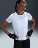 Nike T-shirt One Classic Dri-FIT Dames - Maat M