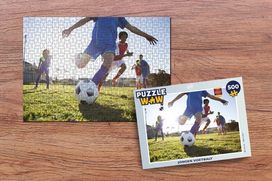 MuchoWow Puzzel Jongen voetbalt - Legpuzzel - Puzzel 500 stukjes