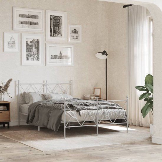 vidaXL Bedframe met hoofd- en voeteneinde metaal wit 120x200 cm