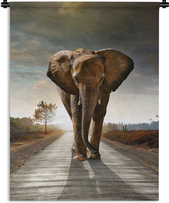 1001Tapestries Wandkleed - Olifant - Weg - Landschap - 90x120 cm - Katoen