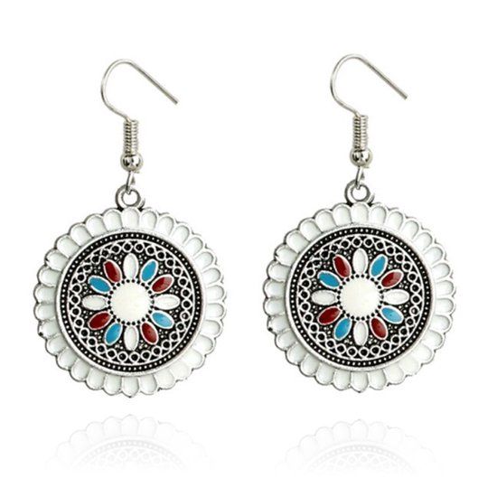 Deja Jewels Lookinggoodtoday Ronde zilverkleurige dames oorbellen Ibiza multicolor wit