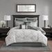 Madison Park Odette Dekbedset, jacquard damast medaillonmotief, modern allseason, alternatief donzen beddengoed, slopen, sierkussens, queensize (229x 229 cm), zilverkleurig, 8-delig