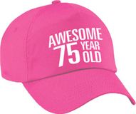Bellatio Decorations Verjaardag cadeau petje - Awesome 75 year old - 75 jaar - roze - volwassenen - baseball cap