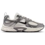 Nike Baskets pour enfants V5 RNR