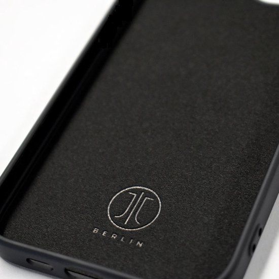 JT Berlin Pankow Soft Backcover Apple iPhone 16e Zwart