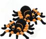 Suki gifts spinnen knuffel - 2x stuks - zwart/oranje - 13 cm