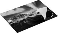 Chefcare Inductie Beschermer Noorderlicht boven het Water bij Rotsen - Zwart Wit - 75x50 cm