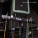 Adam Hall SCS27 CABLE HOLDER PRO kabelhanger voor wand of statief - Zwart
